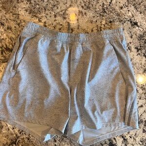 Lululemon 5” linerless Pacebreaker short